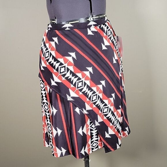 Kokoon Dresses & Skirts - Kokoon Aztec Print “Wrap” Skirt Sz XS
